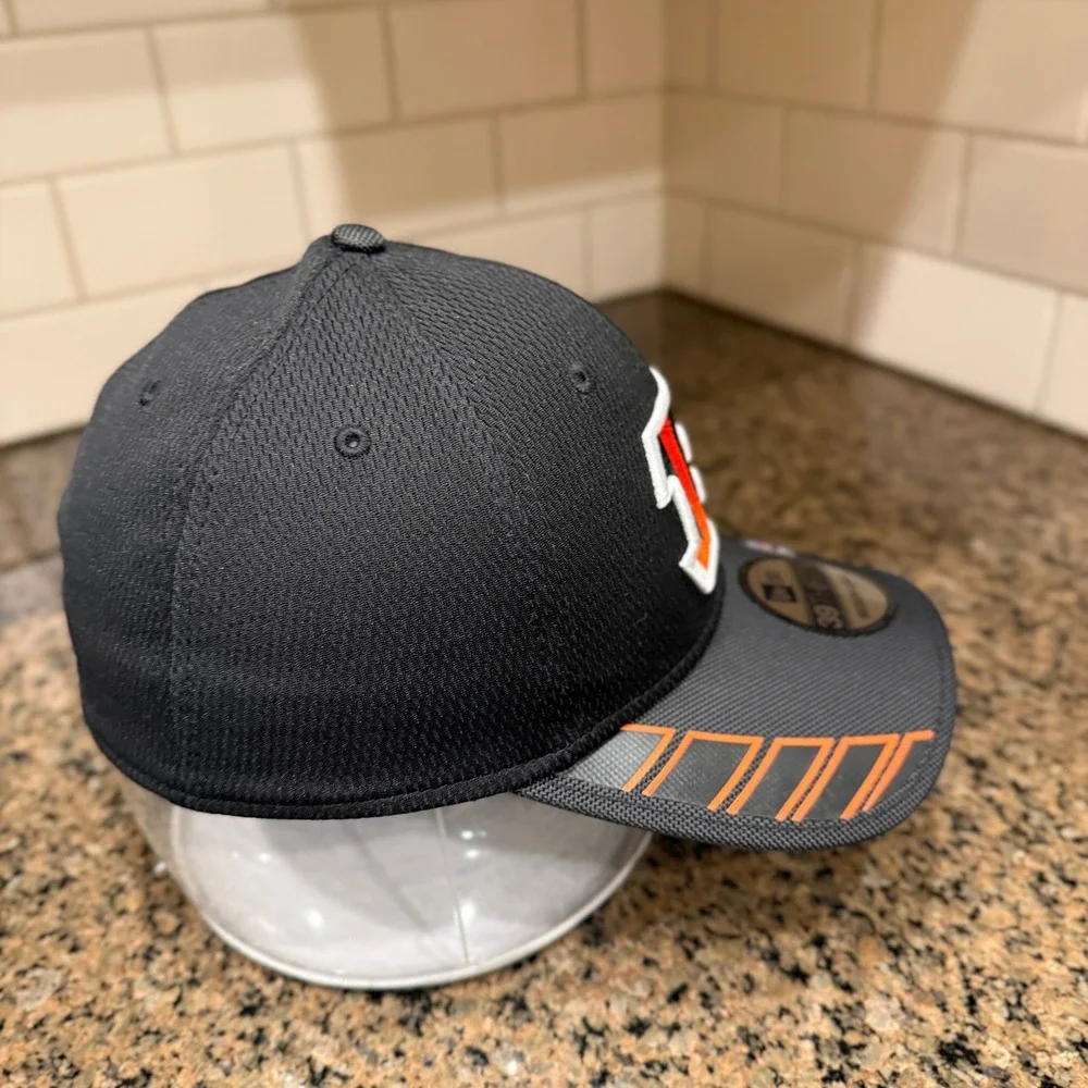 Cincinnati Bengals New Era 39THIRTY Stretch Fit Hat Cap M/L Black Orange NFL New
